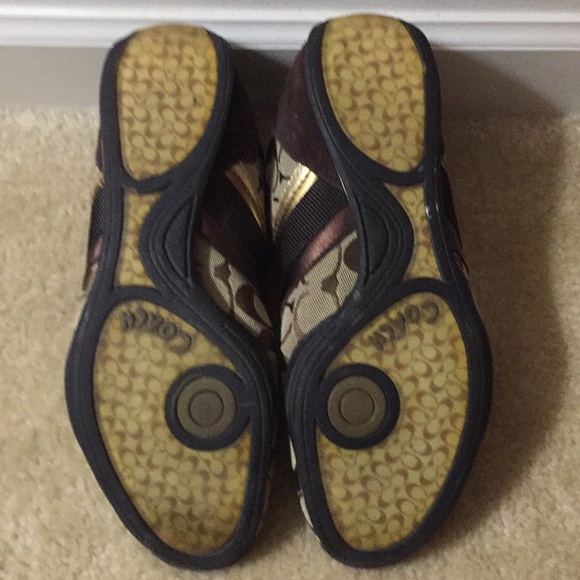 EUC Coach brown katelyn  sneakers Sz 9 1/2 - Picture 3 of 3